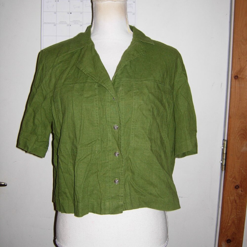 Universal Thread Olive Green Cropped Button Up Li… - image 2